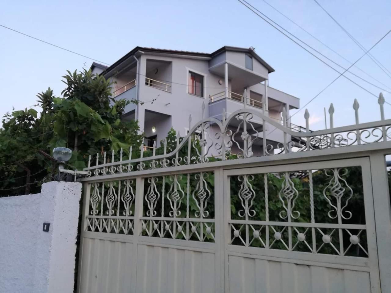 Villa Osmani Durres Luaran gambar